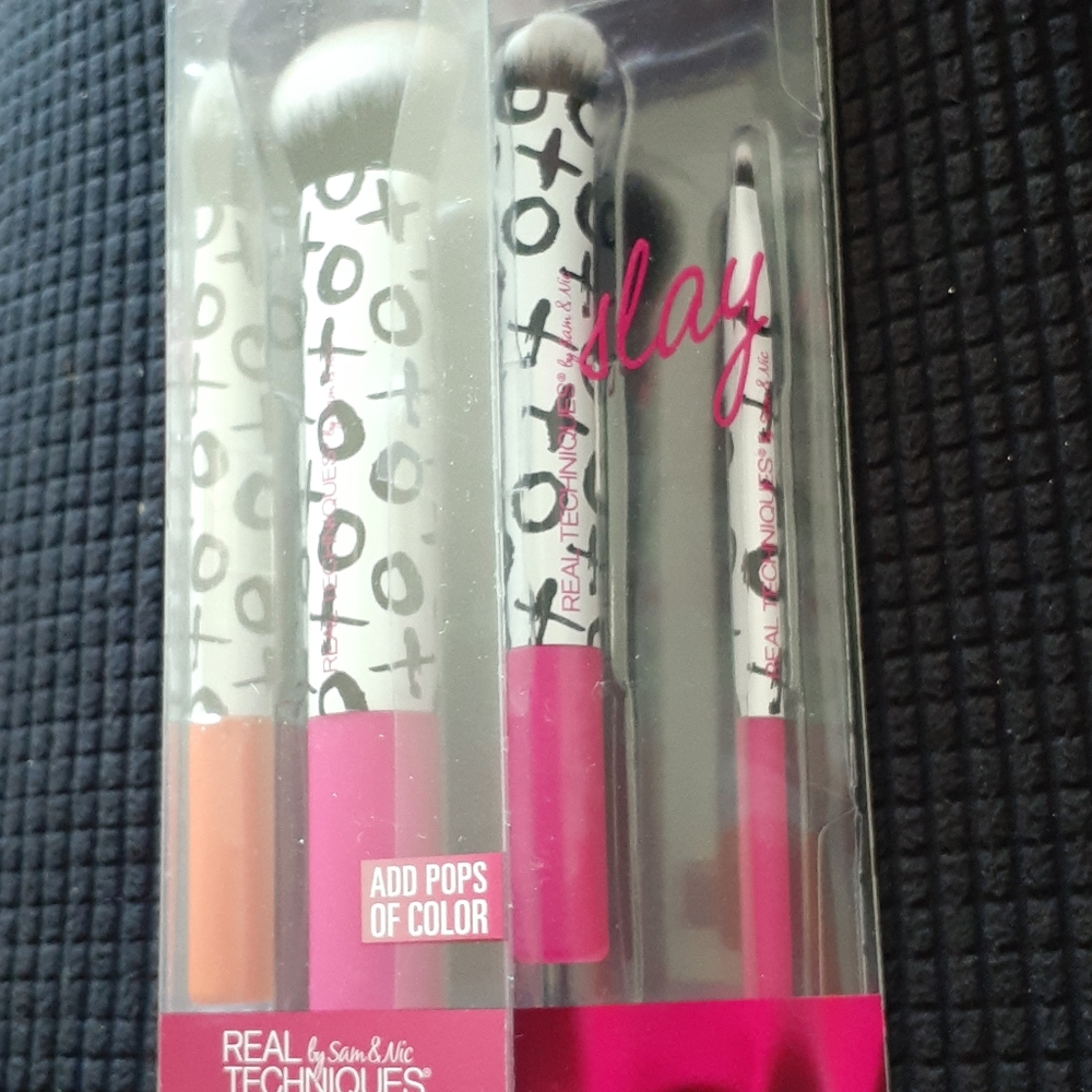 New makeup brushes